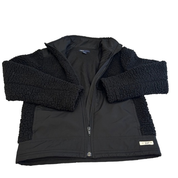 GAP Kids Girls Fuzzy Jacket size large (10-11)‎ Black - Picture 1 of 8